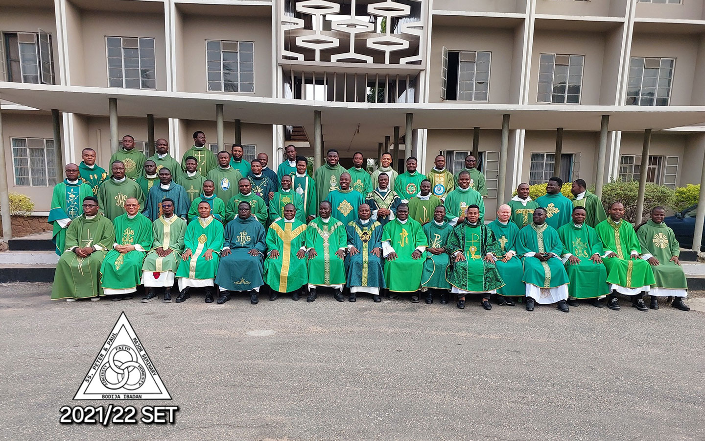 Mother Bodija class of 2022 comes home